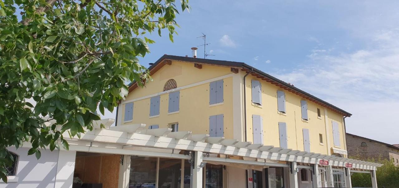 Il Borgo Hotell Modena Exteriör bild